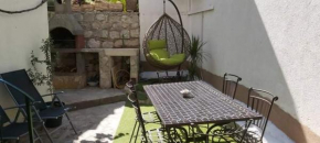 Отель Villa Angie Old Town with jacuzzi  Сплит